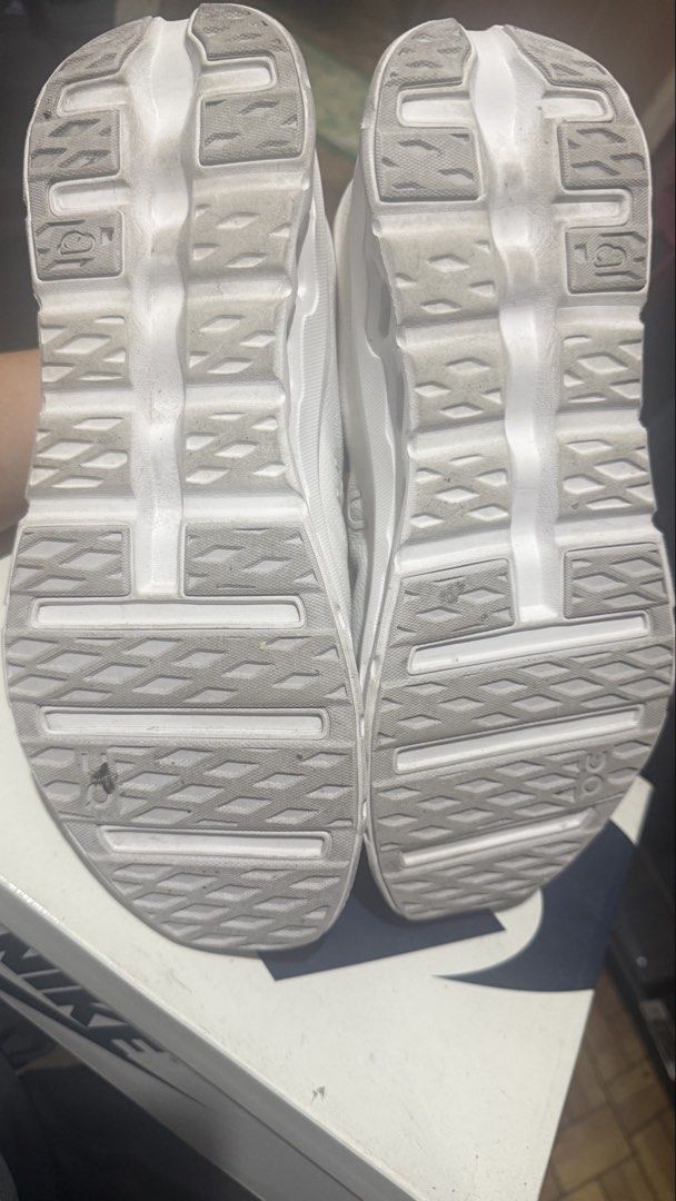 On Cloudmoon Tilt (Category: Sneakers) located in Paranaque City. Submitted by emjflores (Listing ID 1464734820, Image 3). Description: On Cloudmoon Tilt Size 12 Used once No box Negotiable for sure buyer.