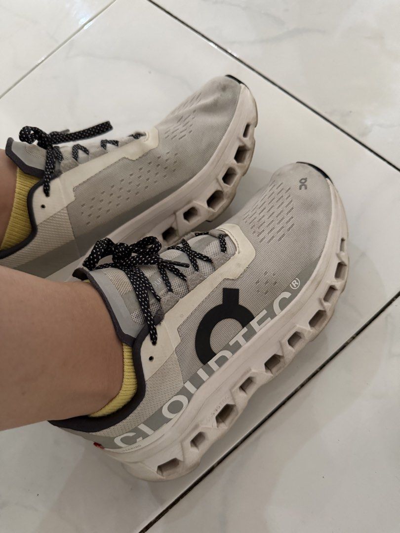ON CloudTec Running Shoes (Category: Sneakers) located in Cagayan de Oro. Submitted by jammyjane (Listing ID 1464576718, Image 1). Description: - ON CloudTec running shoes - Color: Light grey with black laces - Size: US Women's 7 / EU 38 - Perfect for running or everyday wear - Shows minor signs of wear, but plenty of life left - Selling because they are no longer frequently used.