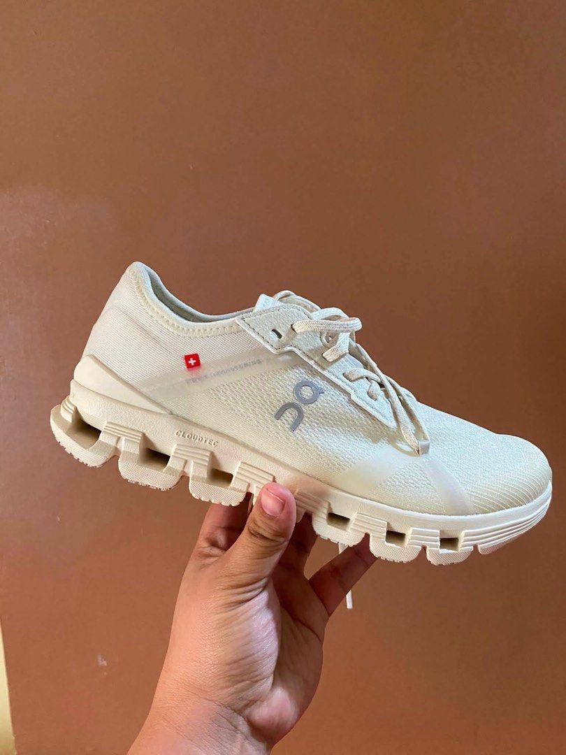 On Running X4 AD Sneakers White (Category: Sneakers) located in Baguio. Submitted by breetokiya98955 (Listing ID 1464688749, Image 1). Description: NOTE: this is slim fit only for payat na paa diswan OG from Germany OC store - Brand: On Running - Model: X4 AD - Color: Ghost|Dew -Eur 37.5 23.5cm - Cushioning: Signature CloudTec sole with Helion superfoam midsole - Performance: Speedboard technology for a super responsive ride - Upper: Breathable m