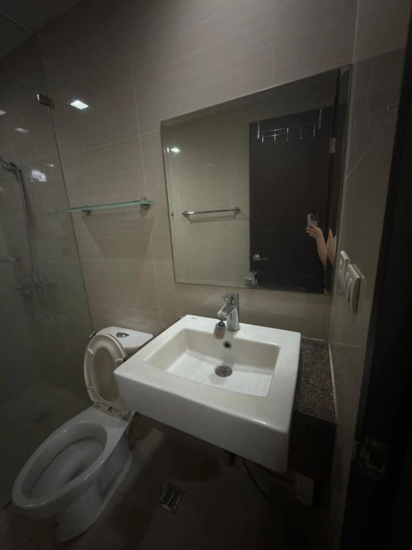 One Bedroom Studio Type Condo | Paseo Heights (Category: Apartments & Condos) located in Makati City. Submitted by demi_09171702560 (Listing ID 1464630213, Image 2). Description: ERE Code: 10619 Paseo Heights No. of BR: Studio, 1TB Floor Area: 30.00 sqm Inclusions: Fully Furnished Selling Price: ₱5,500,000 Property Features: Facing San Agustin .
