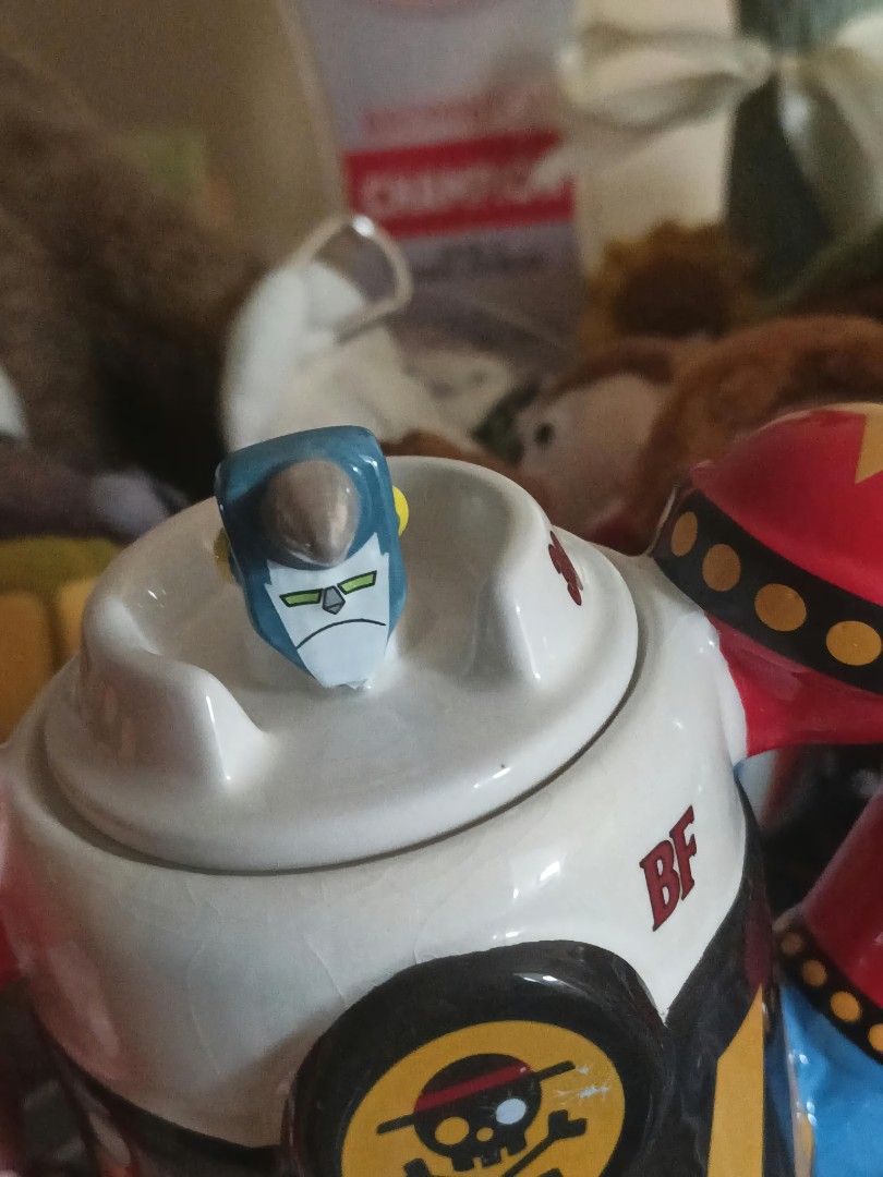 One Piece Merch (Category: Coffee & Tea Tableware) located in Cebu City. Submitted by __sen (Listing ID 1464766386, Image 3). Description: Selling both OP ceramics for only 1300 for both. Franky - 700 Strawhat Bowl - 700 Free 3 pcs OP official folder from Japan. See pics for issues (dents, hairline, chips) Payment first. Preferably Cebu-base para hindi scary yung shipping hihi. 1200 for both for Cebu buyers 💚 MOD: J&T/Maxim MOP: Gcash/ Bank Tran