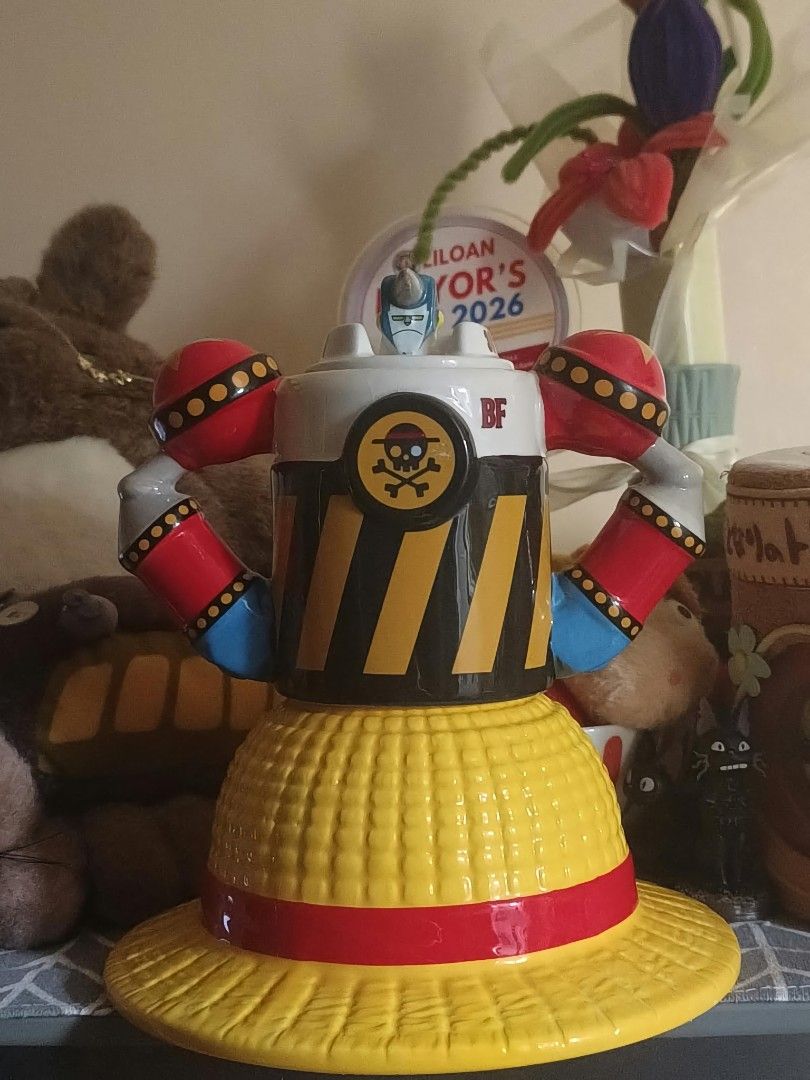 One Piece Merch (Category: Coffee & Tea Tableware) located in Cebu City. Submitted by __sen (Listing ID 1464766386, Image 1). Description: Selling both OP ceramics for only 1300 for both. Franky - 700 Strawhat Bowl - 700 Free 3 pcs OP official folder from Japan. See pics for issues (dents, hairline, chips) Payment first. Preferably Cebu-base para hindi scary yung shipping hihi. 1200 for both for Cebu buyers 💚 MOD: J&T/Maxim MOP: Gcash/ Bank Tran