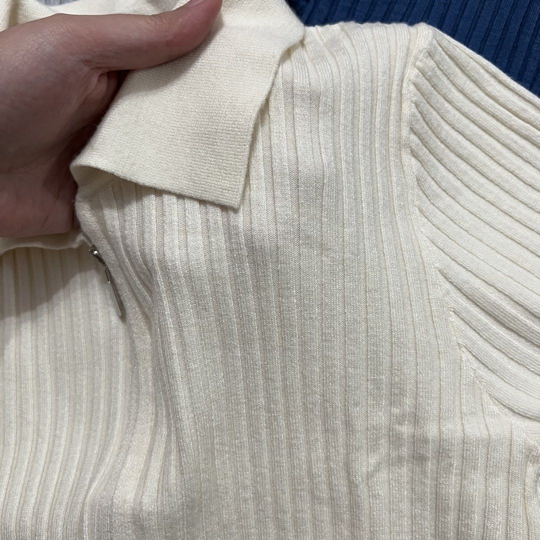 One-K Double Zip Knitted Top (Category: Others Tops) located in Las Pinas. Submitted by bangtanbey (Listing ID 1464730619, Image 2). Description: ONE-K - one of the best stores for knitted tops sa Bangkok Blue - used once Gray and Cream - never used, washed only 250 each. Get all for 200 each! Free size .