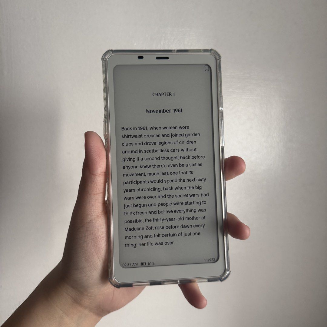 Onyx Boox Palma 2 (Category: E-Readers) located in Manila. Submitted by caramelbliss (Listing ID 1464734346, Image 1). Description: - Carta 1200 Monochrome Screen - 300PPI - Octa-core Processor - BOOX Super Refresh Technology - Adjustable Front Light - microsD Card Slot - Fingerprint Lock - Auto-rotation - Water-repellent Design - 6GB + 128GB - 3950mAh - Android 13 - Built-in Google Play Store - 8 mm - Approx. 170 g - No flaws. Good as new. Hindi