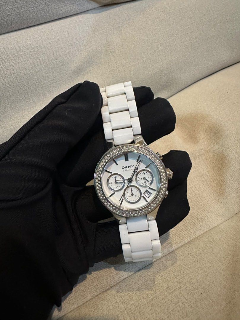 Original DKNY Ceramic Watch (Category: Women's Watches) located in Cavite. Submitted by rubieanne__ (Listing ID 1464588914, Image 1). Description: original DKNY ceramic women’s watch excellent working condition up to 17cm wrist ₱22,000 srp selling low ₱1,500 pawnable to selected pawnshops moneyback guranteed.