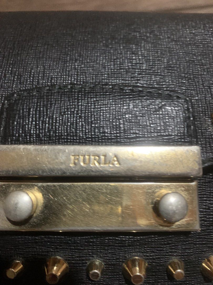 Original Furla Metropolis Studded Bag (Category: Cross-body Bags) located in Aliaga. Submitted by ukaybags2428 (Listing ID 1464578432, Image 2). Description: No issue Only tarnish hardware Mini.