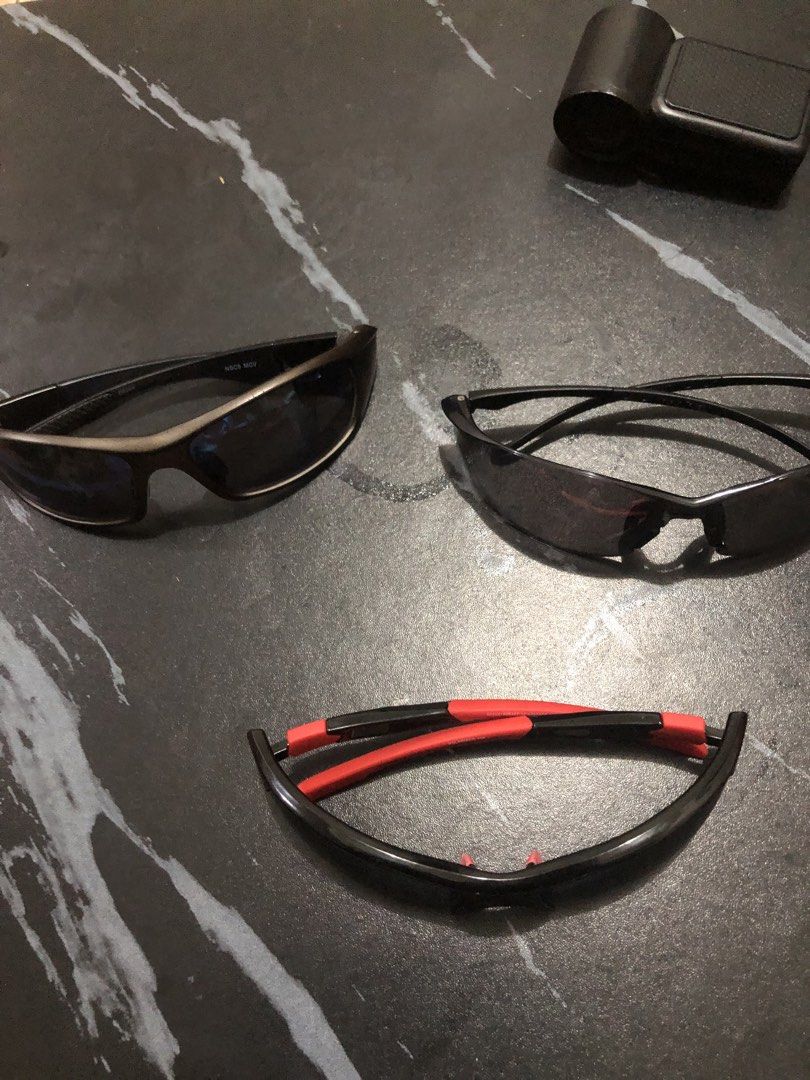 Original safety glasses (Category: Sunglasses & Eyewear) located in Manila. Submitted by warmstone_3189cf (Listing ID 1464677623, Image 2). Description: .