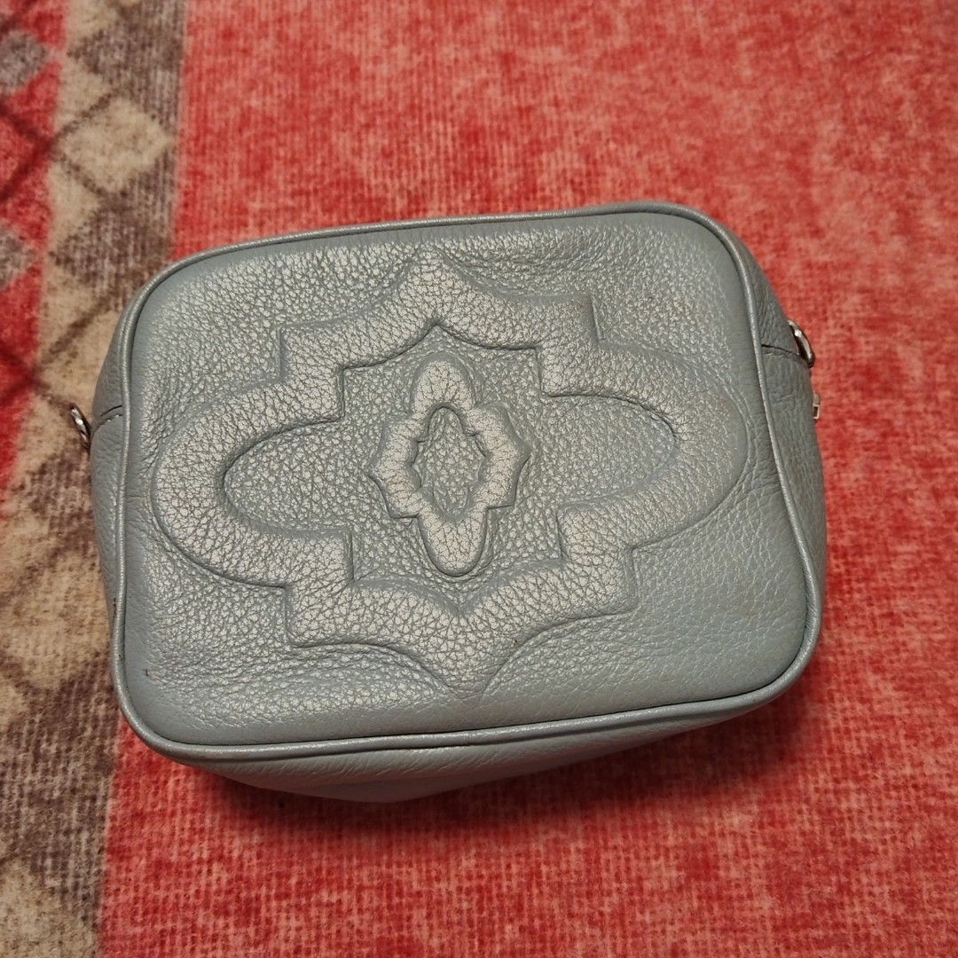 Oryany Box Type/ Camera Bag (Category: Luxury Bags & Wallets) located in Bulacan. Submitted by brandedbagspreloved (Listing ID 1464575811, Image 1). Description: Box type signs of wear minimal small size as is last price posted light gray color.