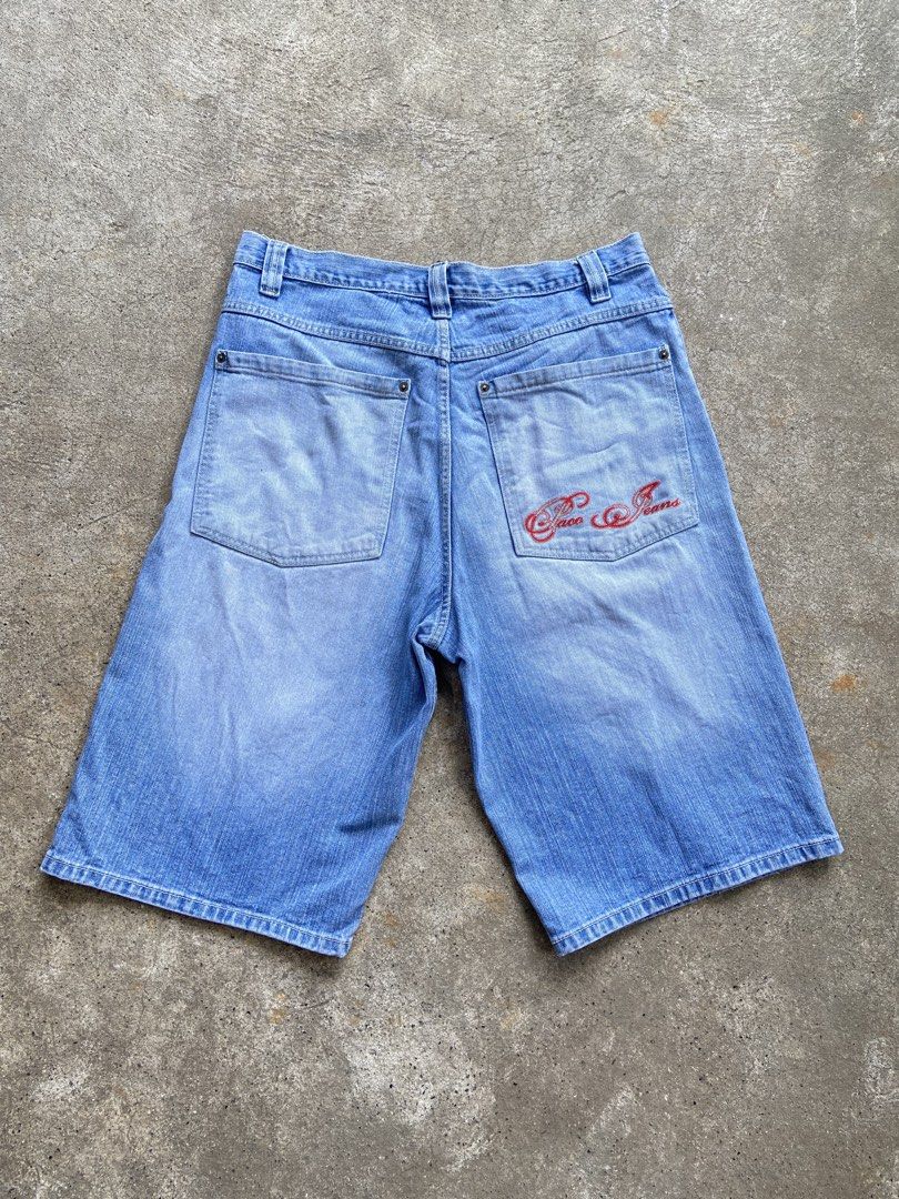 Paco Jeans long jorts (Category: Shorts) located in Manila. Submitted by da_plugv2 (Listing ID 1464598425, Image 1). Description: Paco Jeans 34-36 waistline 26.5 length .