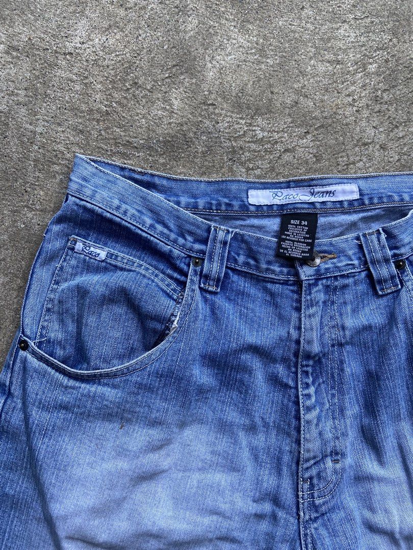 Paco Jeans long jorts (Category: Shorts) located in Manila. Submitted by da_plugv2 (Listing ID 1464598425, Image 3). Description: Paco Jeans 34-36 waistline 26.5 length .