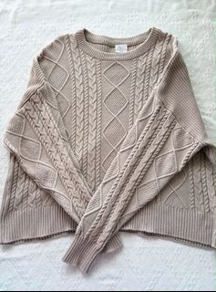(Category: ) located in . Submitted by preloved__al (Listing ID 1464685379, Image 1). Description: .