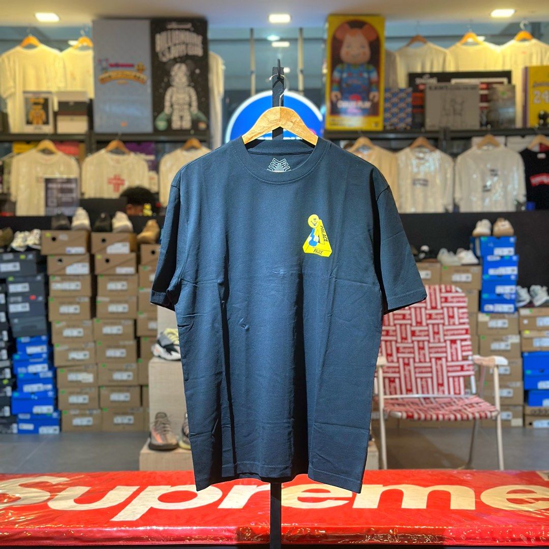 Palace Tri-Smiler Tee (Category: Tshirts & Polo Shirts ) located in Quezon City. Submitted by inside_plug (Listing ID 1464653405, Image 2). Description: For Sale Palace Tri-Smiler Tee Black - Large Brandnew Dm us to purchase.