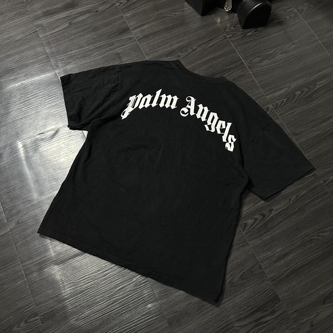 PALM ANGELS TEE (Category: Formal Shirts) located in San Jose del Monte. Submitted by xanthrift2.0 (Listing ID 1464666424, Image 3). Description: PALM ANGELS TEE color rate: 9.9/10 dimes: 21 x 26 (medium) ₱1,199.