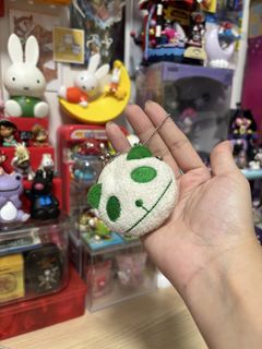 (Category: ) located in . Submitted by meowietrinkets (Listing ID 1464737763, Image 1). Description: .