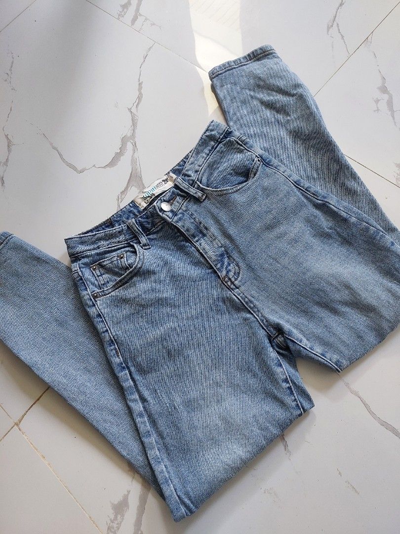 Pants for kids (Category: Babies & Kids Fashion) located in Santa Cruz. Submitted by cleofedorao285 (Listing ID 1464644112, Image 1). Description: .