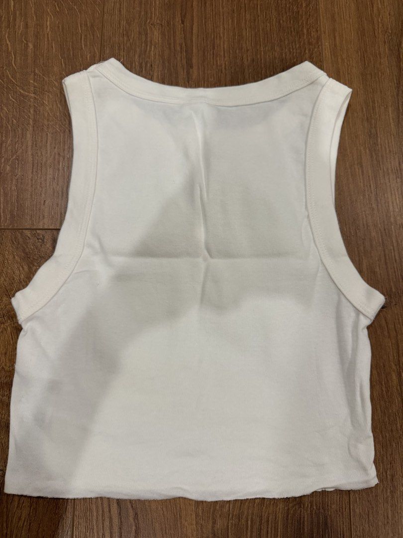 Paradise Beach top (Category: Shirts) located in Paranaque City. Submitted by bbyooodaa (Listing ID 1464631785, Image 2). Description: Super cute for the beach 🏖️ Can be worn as a cover up or a top! Cropped! .