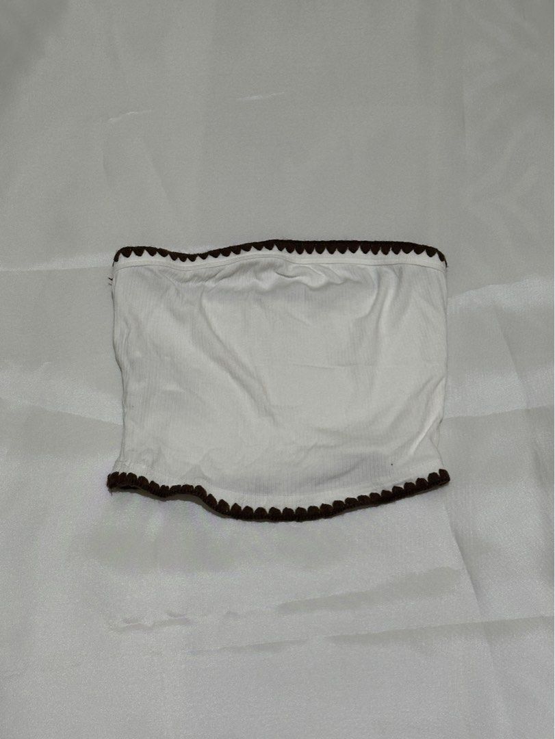 Patchwork Tube Top (Category: Others Tops) located in Bacoor. Submitted by outthecloset (Listing ID 1464576062, Image 1). Description: • size XXS (as indicated on tag) • like new — worn once for pictures only • no flaws/issues • actual item is the one in the photos • stretchable/fitted when worn • bacoor city, cavite location please check measurements before buying. no return/refund once purchased. feel free to message me if you have any question