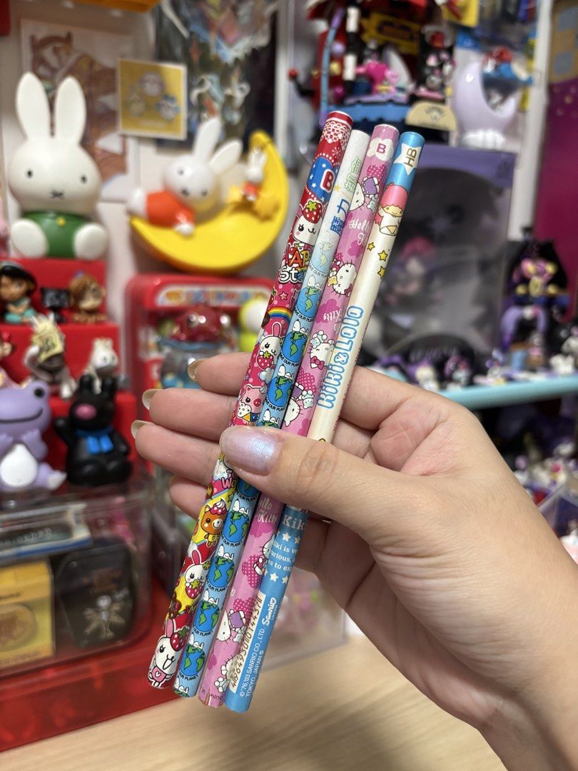 Pencil Set (Category: Stationery & School Supplies) located in Caloocan City. Submitted by meowietrinkets (Listing ID 1464739181, Image 1). Description: .