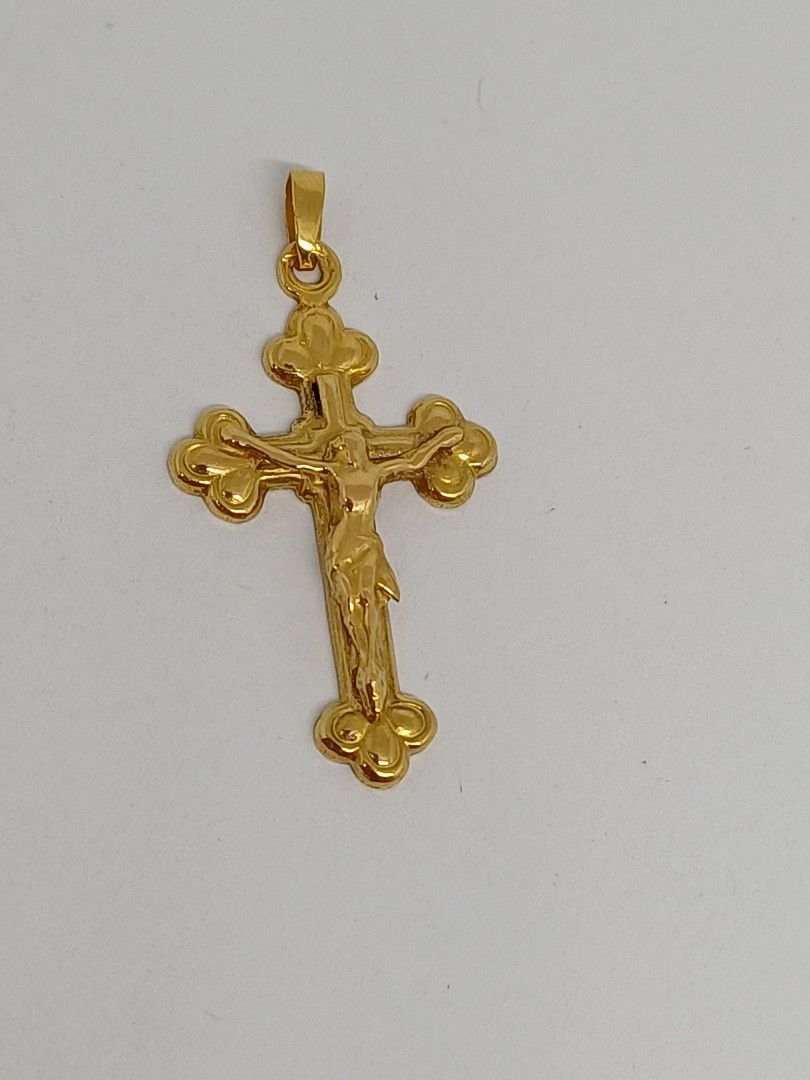 Pendant cross (Category: Necklaces) located in Makati City. Submitted by divinejewels.ph (Listing ID 1464643845, Image 1). Description: JPSFM-4191 PENDANT CROSS IMAGE 18KYG 1.75GRAMS 32X18MM 5MM PHP 41,00000.