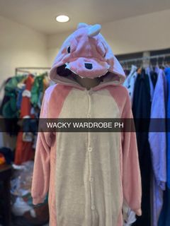 (Category: ) located in . Submitted by kate_declutterr (Listing ID 1464719351, Image 1). Description: .