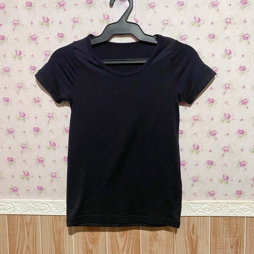Plain Black Short Sleeve T-Shirt - basic plain punk goth gothic whimsigoth grunge (Category: Shirts) located in Mangaldan. Submitted by extra.aya (Listing ID 1464761749, Image 1). Description: - Color: Classic black - Fit: Fitted cut - Neckline: Round neckline - Sleeves: Short sleeves - Fabric: Soft and stretchy - Style: Versatile everyday basic that matches any outfit.