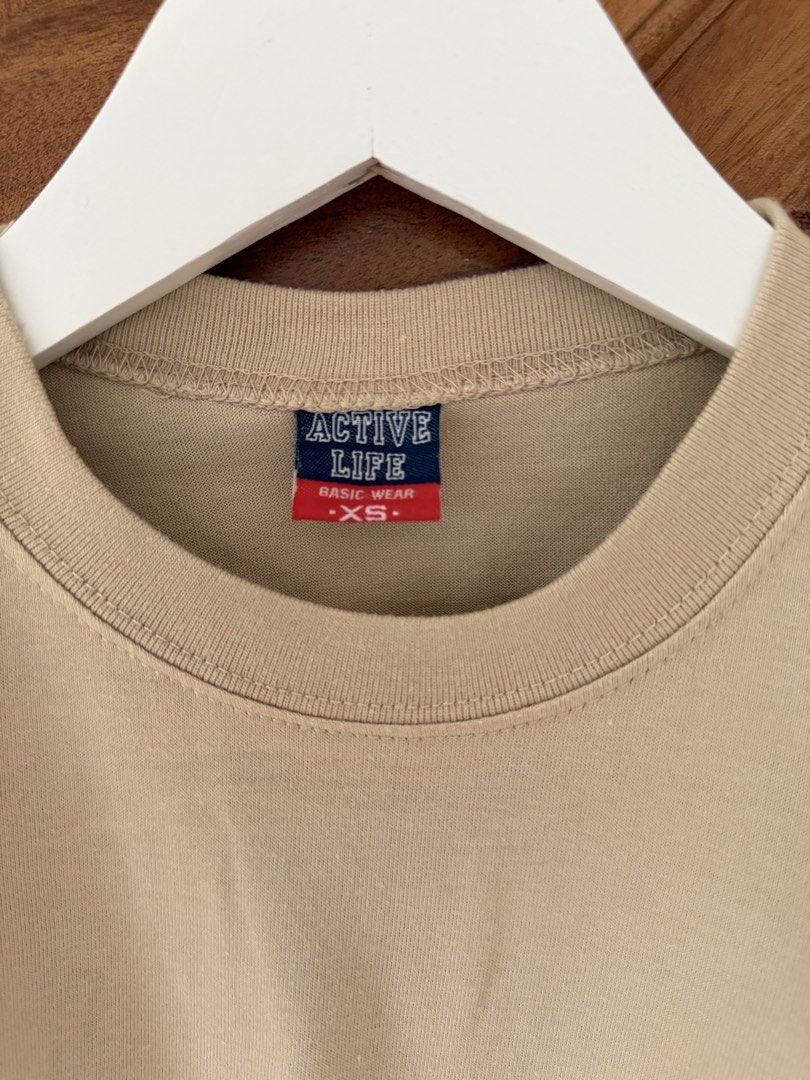 Plain Brown Active Wear Shirt (Category: Shirts) located in Naga. Submitted by sbcookieee (Listing ID 1464708455, Image 2). Description: .