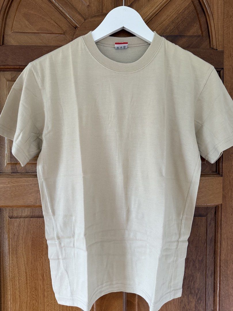 Plain Brown Active Wear Shirt (Category: Shirts) located in Naga. Submitted by sbcookieee (Listing ID 1464708455, Image 1). Description: .