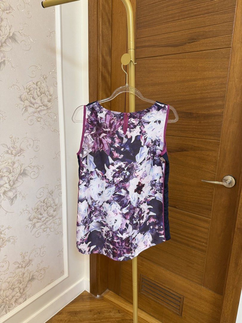 Plains & Prints: Top in Purple (Category: Sleeveless) located in Quezon City. Submitted by vpauline (Listing ID 1464704521, Image 3). Description: 10/10.