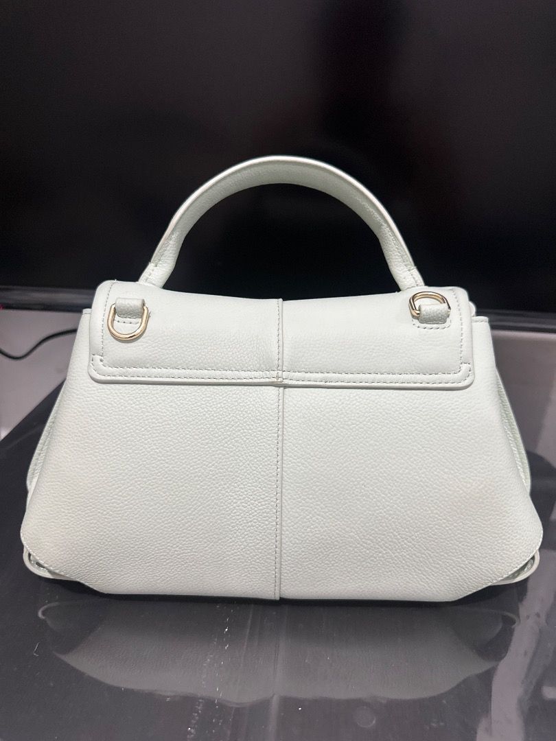 Pol Bag mint green (Category: Shoulder Bags) located in Quezon City. Submitted by fiercefire-c40c (Listing ID 1464657076, Image 2). Description: Pol Bag original leather bag.