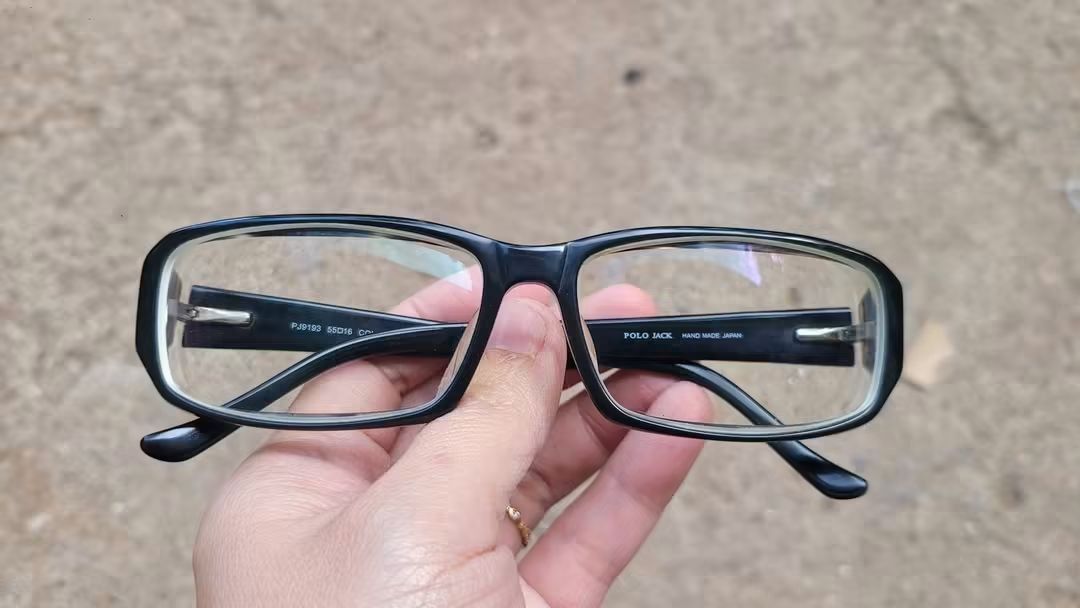 POLO JACK GLASSES FRAME (Category: Sunglasses & Eyewear) located in Sablan. Submitted by gongonshelley12 (Listing ID 1464693188, Image 1). Description: 👉👉200 ONLY👈👈 POLO JACK GLASSES FRAME FRAME HABOL NIO DTO.
