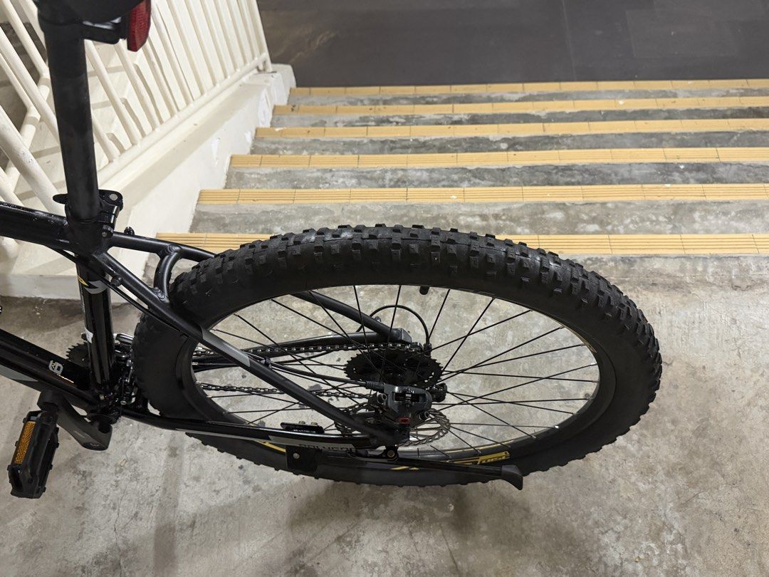polygon (Category: Bicycles) located in Singapore. Submitted by wangqiang610 (Listing ID 1464769279, Image 4). Description: .