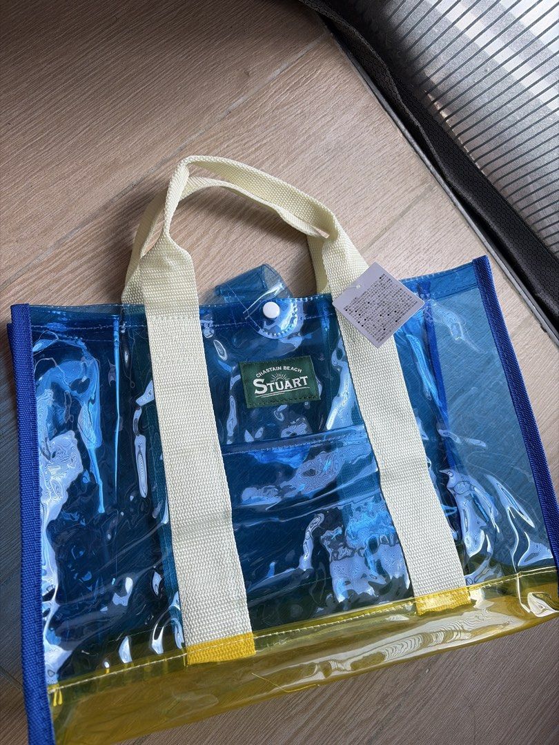 Pool tote bag （分類：沙灘袋）位於 Hong Kong。 由 lokday 提交（商品編號 1464585607，圖片 2）。簡介： New About H 24.5 x W 12 x L 33.5 cm。
