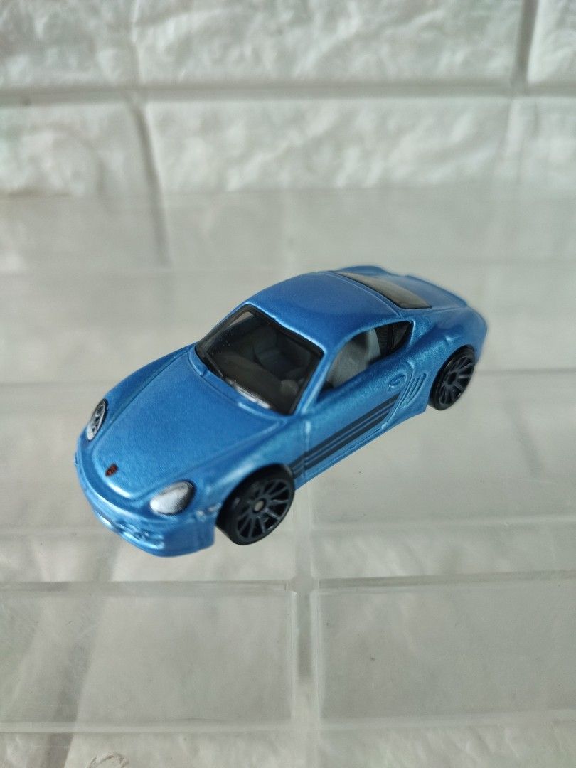 Porsche cayman S loose hotwheels (Category: Vehicle & Diecast Models) located in Narvacan. Submitted by jigger85 (Listing ID 1464576711, Image 2). Description: mint condition loc. ilocos sur can ship thru JNT or LBC.