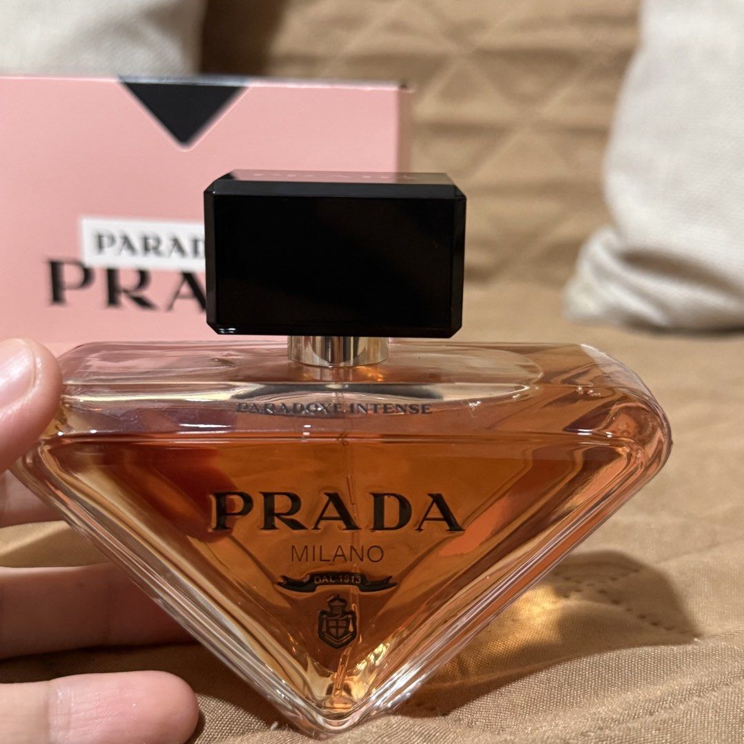 Prada Paradoxe Intense Eau de Parfum 90ml (Category: Fragrance & Deodorants) located in Calaca. Submitted by lovedwellphbycia (Listing ID 1464618186, Image 1). Description: 100% authentic Used 2x, just few sprays missing.