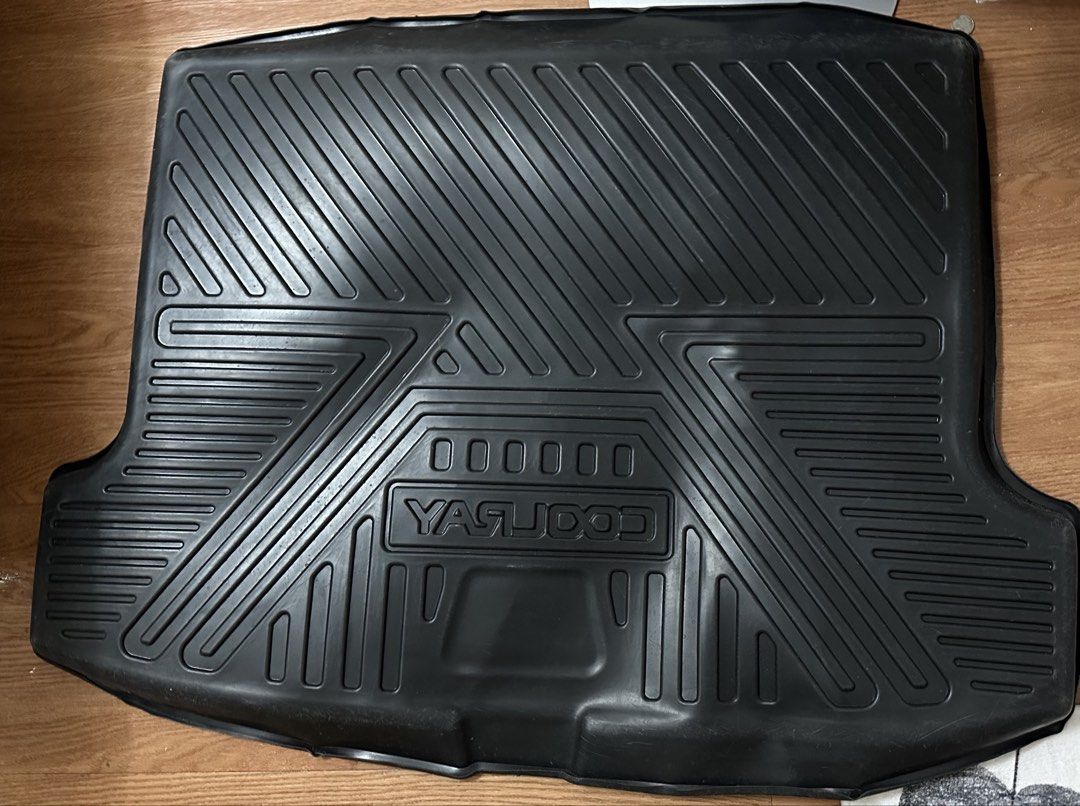 Preloved coolray cargo mat (Category: Upholstery, Seatcovers and Other Interior Parts and Accessories) located in Imus. Submitted by gnehs (Listing ID 1464639555, Image 2). Description: Fo geely coolray.