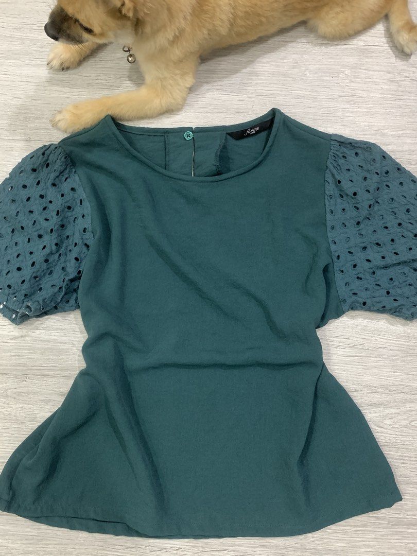 Preloved Green Forme Blouse (Category: Blouses) located in Makati City. Submitted by supercutielicious (Listing ID 1458673512, Image 1). Description: Preloved Forme Blouse^^ • unused – just been stored •as good as new • price is negotiable!! Rfs: decluttering Mop: gcash.