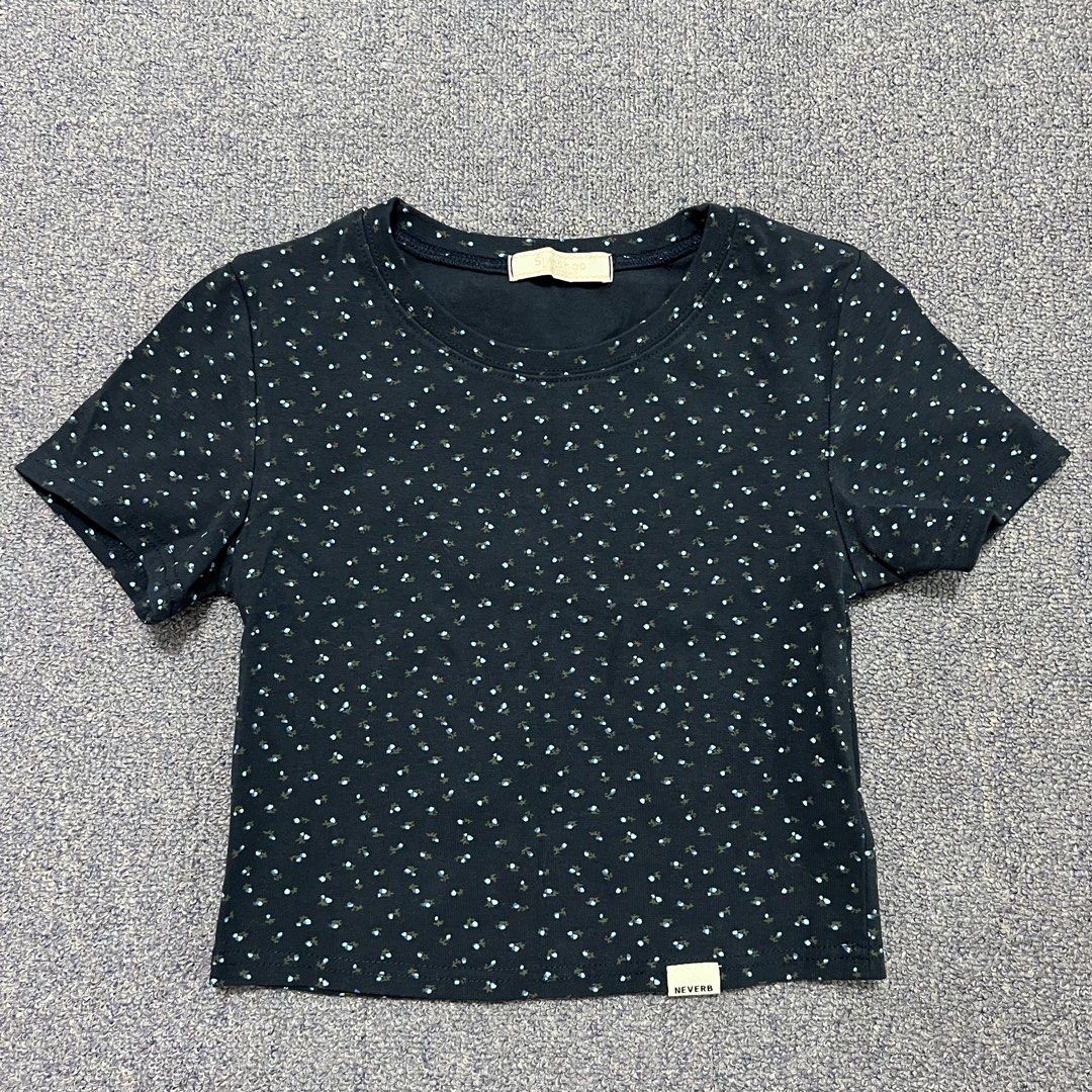 Preloved Siwa Dainty Crop Top (Category: Shirts) located in Las Pinas. Submitted by bangtanbey (Listing ID 1464731485, Image 2). Description: Siwa brand from Bangkok Bear and flower used once only Blue - never used, washed only Free size 250 each. Get all 3 pcs for 200 each!.
