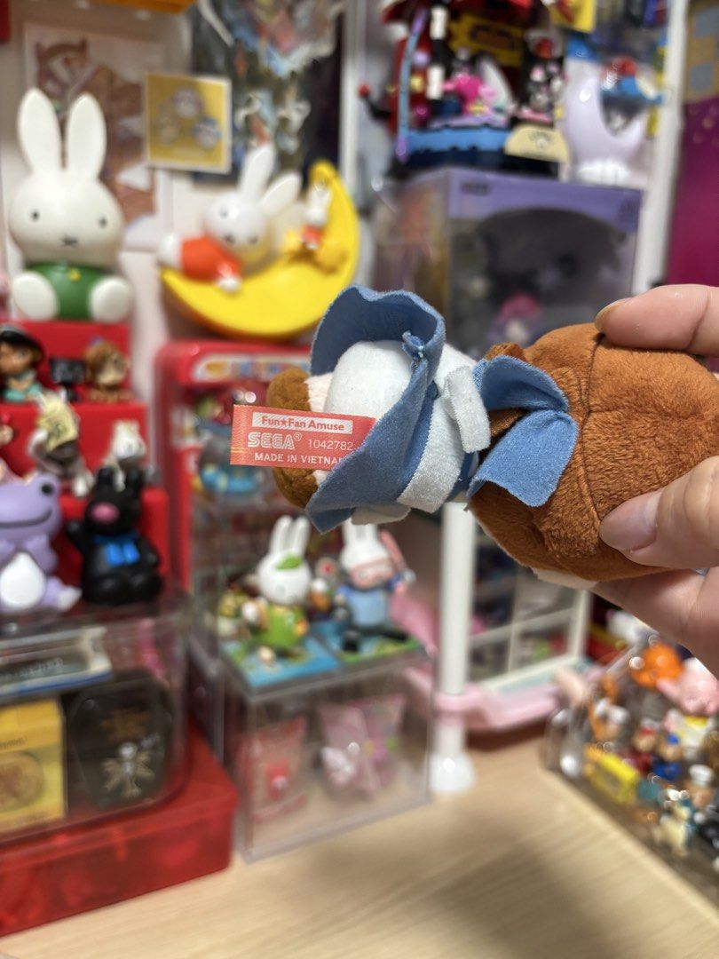 Princess Belle Keychain Plush (Category: Plushies & Soft Toys) located in Caloocan City. Submitted by meowietrinkets (Listing ID 1464738428, Image 2). Description: .