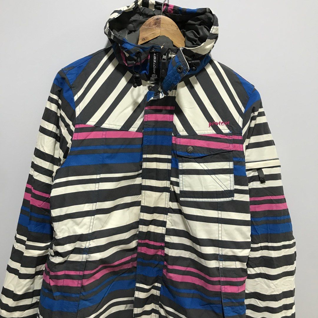 PROTEST Multicolored Hooded Ski Jacket | Outdoor Jacket (Category: Coats, Jackets and Outerwear) located in Cavite. Submitted by tanya.valentin (Listing ID 1464688375, Image 1). Description: - 21x28.