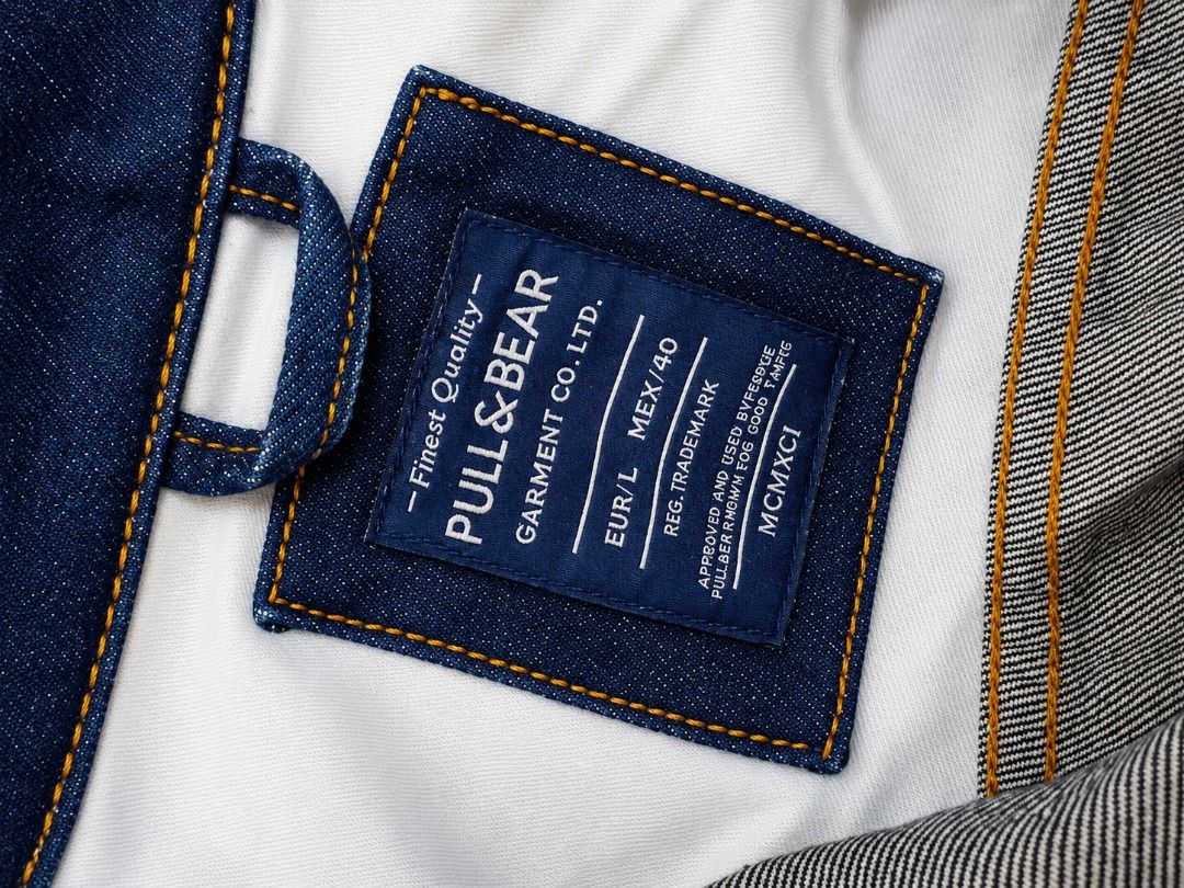 Pull & Bear denim jacket (Category: Coats, Jackets and Outerwear) located in Quezon City. Submitted by kema2191 (Listing ID 1464769345, Image 3). Description: Never used.