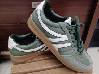 由 newforest.e53e04 (刊登 ID 1464593895，圖片 1) 提交，位於 的 (類別：)，說明：。