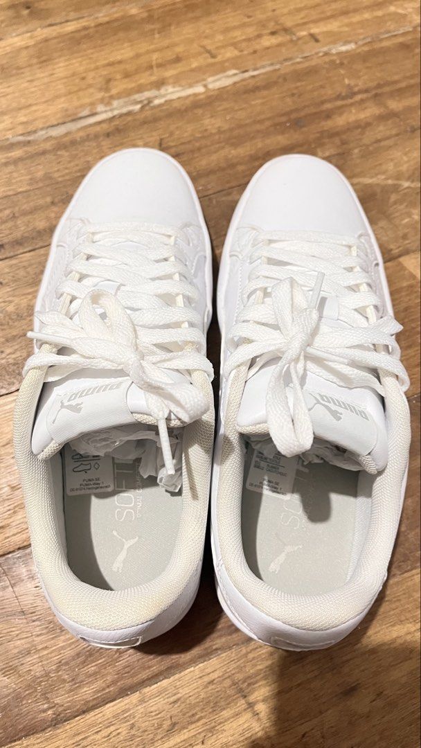 Puma Foam+ Sneakers (Category: Sneakers) located in Caloocan City. Submitted by memelpogi21 (Listing ID 1464608434, Image 3). Description: - White Puma sneakers - Size: 6.5 US / 38.5 EUR - Foam+ cushioning for enhanced comfort - Made in China - Ideal for everyday wear.