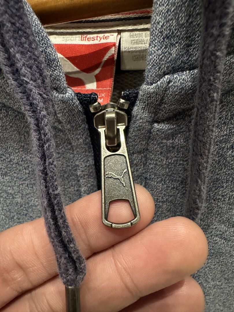 PUMA Hoodie Jacket (Category: Coats, Jackets and Outerwear) located in Baliuag. Submitted by thrift.king.ph (Listing ID 1464739268, Image 3). Description: PUMA Jacket Excellent condition W 23 L 28.