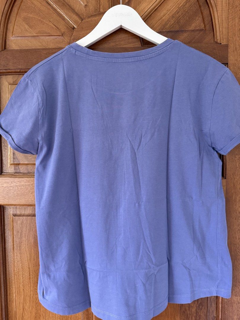 Purple Graphie Tee Shirt (Category: Shirts) located in Naga. Submitted by sbcookieee (Listing ID 1464705912, Image 3). Description: .