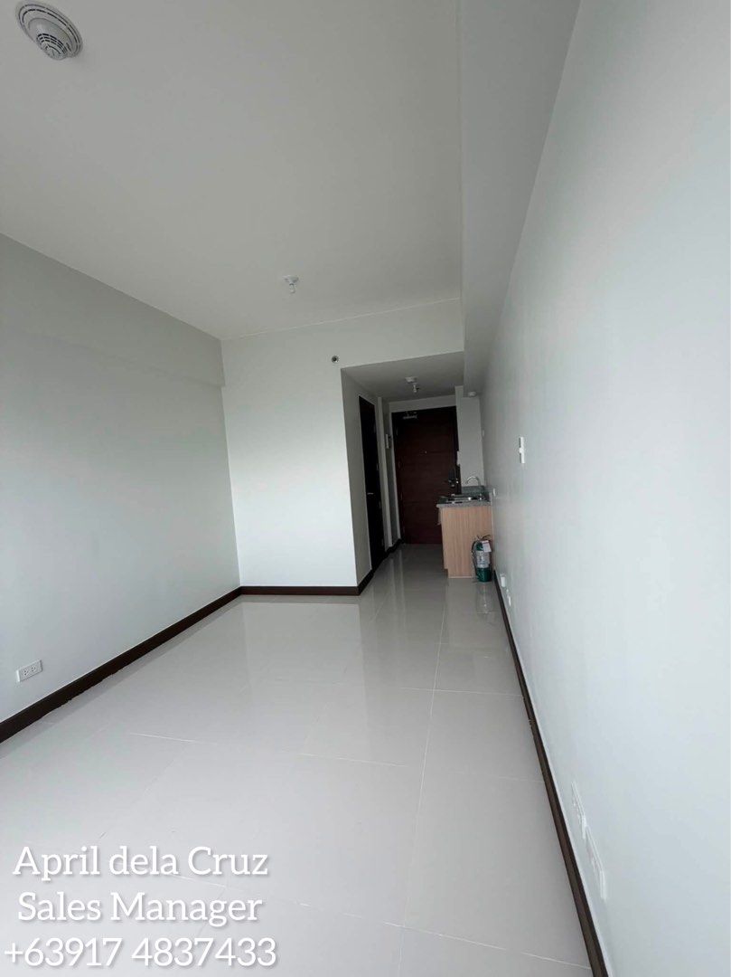 Quantum Residences | Studio 21sqm | RFO | 5% DP TO MOVE IN (Category: Apartments & Condos) located in Valenzuela. Submitted by seniorsalesmanager (Listing ID 1464609675, Image 2). Description: MORE THAN A HOME — A SMARTER INVESTMENT Looking for a property in a strategic location with rental and investment potential? Discover Quantum Residences, Taft Avenue, Pasay City ✨RFO & Pre-Selling options Studio,1 Bedroom and 2 Bedroom units 📍 Near LRT, un