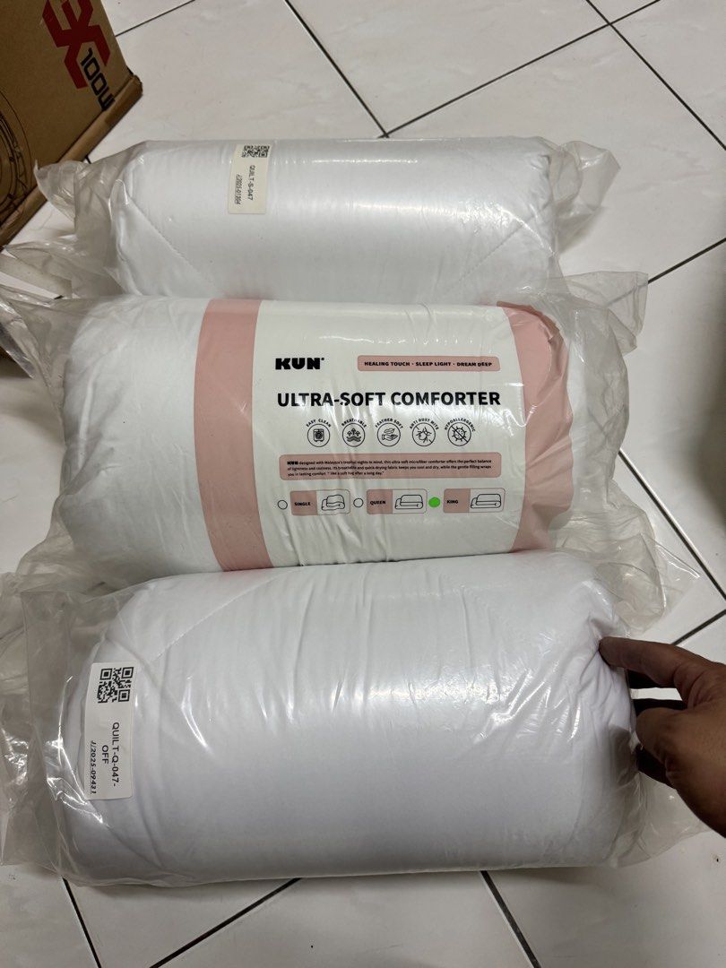 Quilt Insert (Category: Bedding & Towels) located in Kuala Lumpur. Submitted by timothy.hung.33 (Listing ID 1464741073, Image 1). Description: .