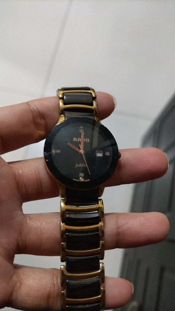 Rado defective (Category: Men's Watches) located in Caloocan City. Submitted by yvette2030 (Listing ID 1464604456, Image 1). Description: Rado diastar defective .