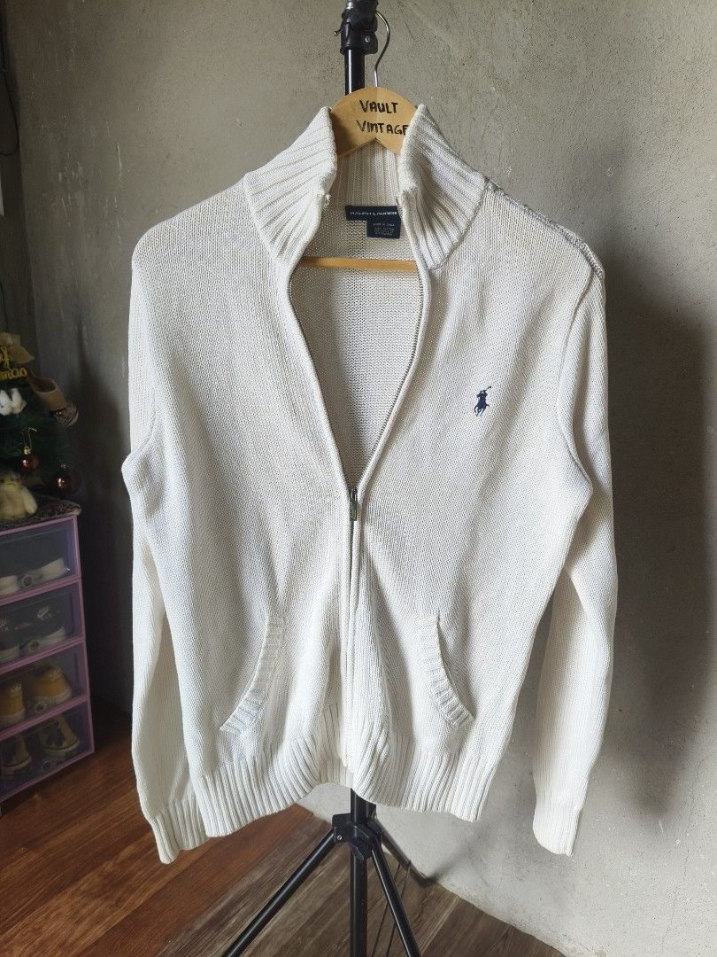 Ralph Lauren Full Zip knitted sweater (Category: Coats, Jackets and Outerwear) located in Cabiao. Submitted by vaultvintage004 (Listing ID 1464692750, Image 1). Description: Ralph Lauren Full Zip knitted sweater •Condition Excellent •Color Rate Excellent Issue: NEED WASH Size L 20x26 Cabiao Nueva Ecija 📍 MOP GCASH ONLY💵 We ship via jnt only.