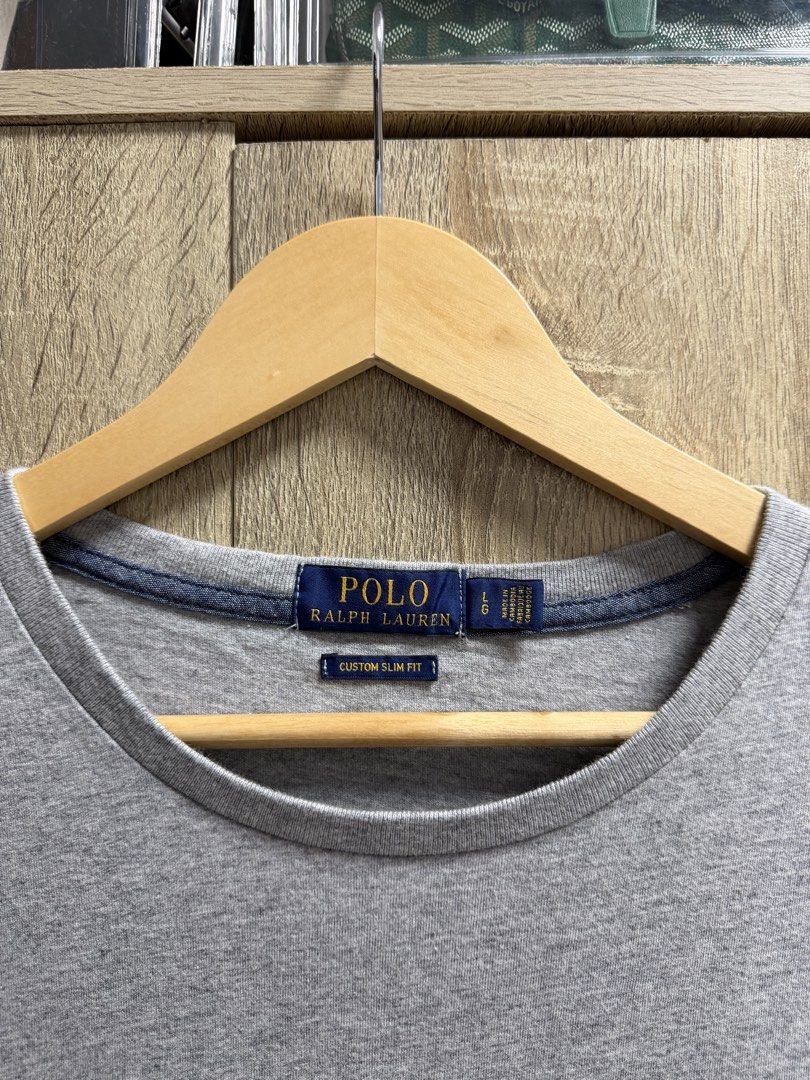 Ralph Lauren Pocket Tshirt (Category: Tshirts & Polo Shirts ) located in Cavite. Submitted by PRIVATE.Selection (Listing ID 1464614994, Image 3). Description: Ralph Lauren Pocket Tshirt Size M W- 20.5 L- 28 Good as New .
