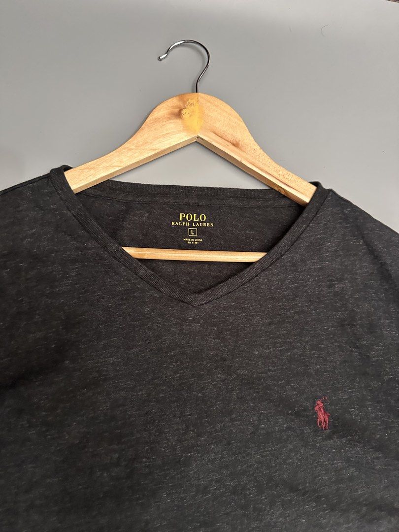 Ralph Lauren Vneck Longsleeved (Category: Activewear) located in Manila. Submitted by thriftavenueph (Listing ID 1464604480, Image 2). Description: Fs: Ralph Lauren Vneck Longsleeved Size: 24x28, XL Condition: excellent, no issue, as new Price: 950.